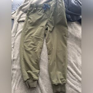 Figs, XL joggers